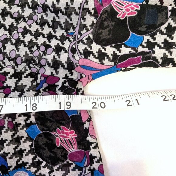Guess | Floral Fantasy Houndstooth Print High Neck Blouse Pink Blue | Medium - Picture 11 of 12